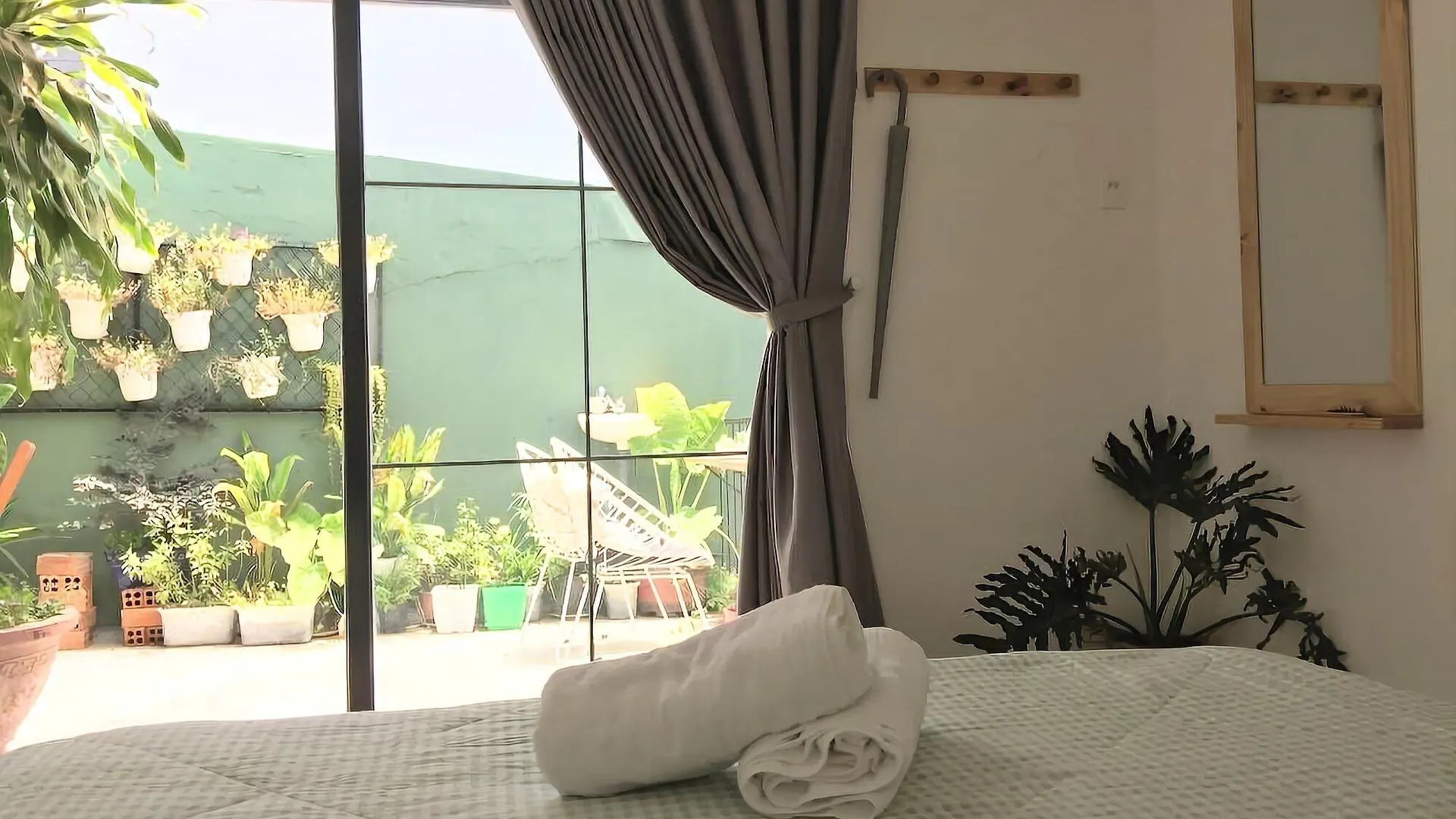 La La House Homestay Nha Trang 2*,